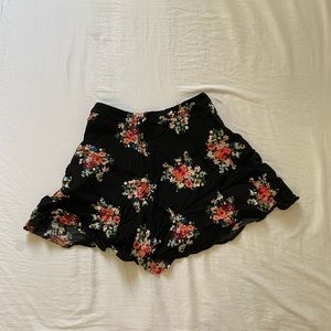Floral mini skirt